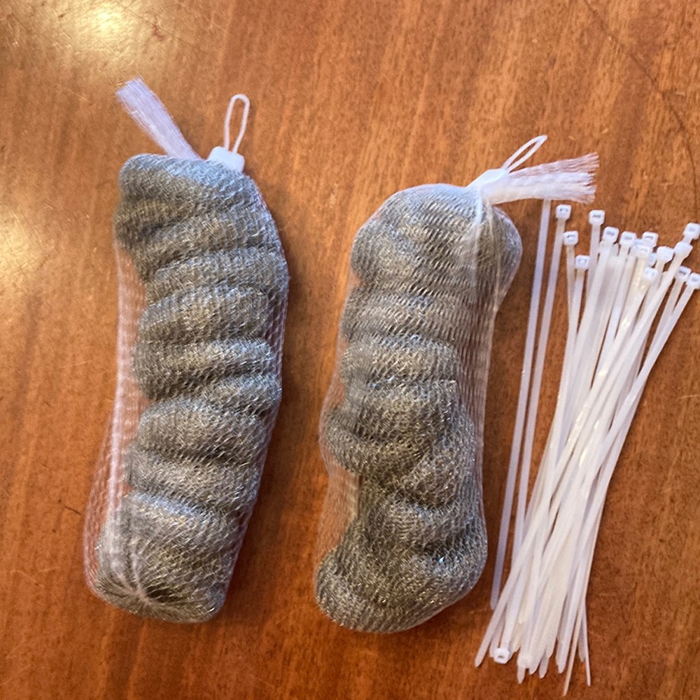 Laundry hose stainless steel lint traps filters lot of 24 with 24 cable ties